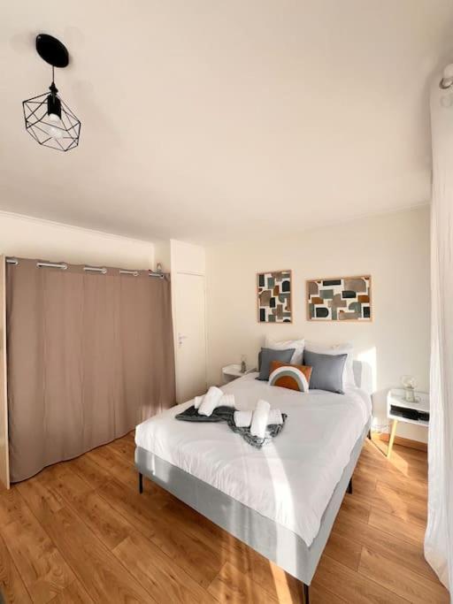 Apartment Agreable Paris Centre Metro Rer